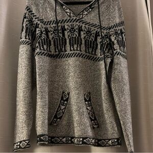 Unisex Mens L/womens XL alpaca hooded kangaroo pocket sweater in great condition